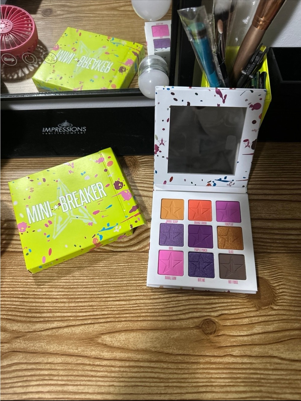 Jeffree Star Mini-Breaker Eyeshadow Palette — Pink, Purple, Orange, Gold, Brown